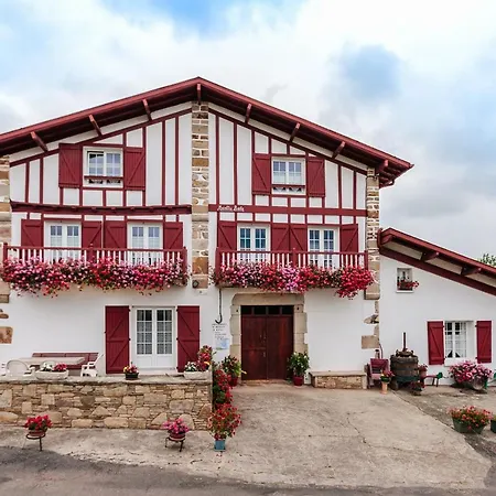 D'hotes Manttu Bed and breakfast