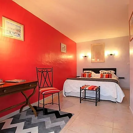 D'hotes Manttu 3*