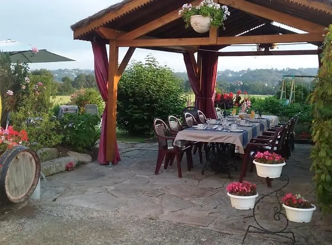 D'hotes Manttu 어룬